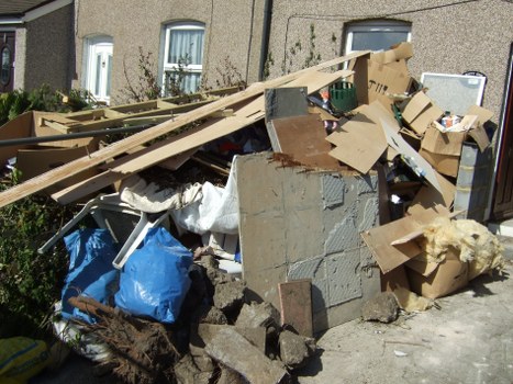 Smart waste bins technology